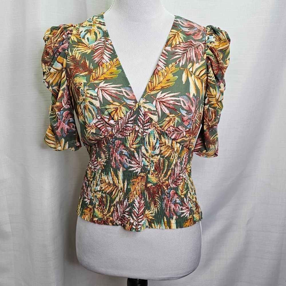 Ember Tropical Smocked Puff Sleeve Top Size Medium